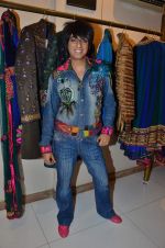 Rohit Verma at the launch of new collection by designer Nisha Sagar in Juhu, Mumbai on 13th Sept 2011 (72).JPG